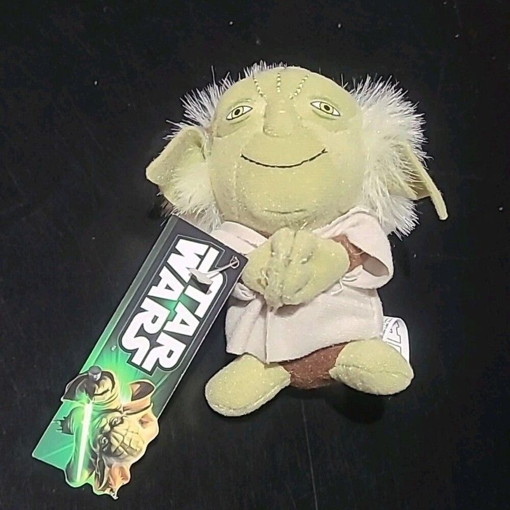 2013 Yoda Mini Plush Star Wars Stuffed Yoda Lucas Film NWT new with tag